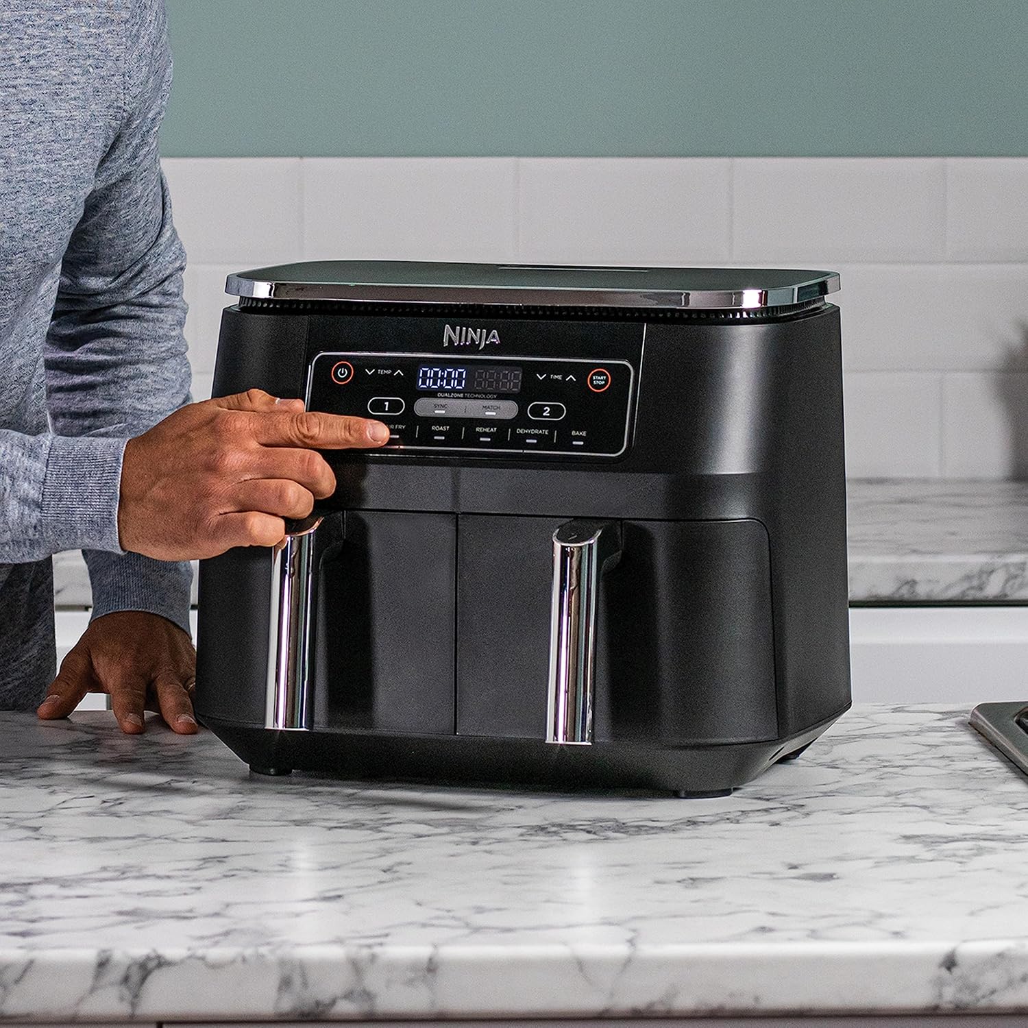 Foodi FlexDrawer Air Fryer, Dual Zone with Removable Divider, Large 10.4 L Drawer, 7-in-1, Dual Zone, Oil-Free, Dishwasher Safe Non-Stick Parts, Black AF500EU